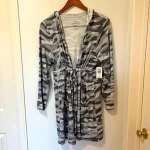 Torrid Plus Size 1 Gray Camo Hooded Robe NWT Loungewear Pyjamas Cozy Casual